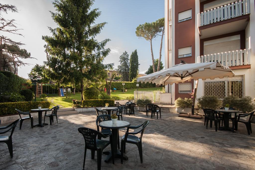 Park Hotel Dei Massimi Rome Luaran gambar